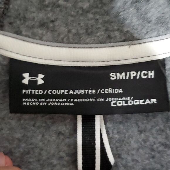 Under Armour small grey fitted coldgear hoodie - Picture 6 of 7